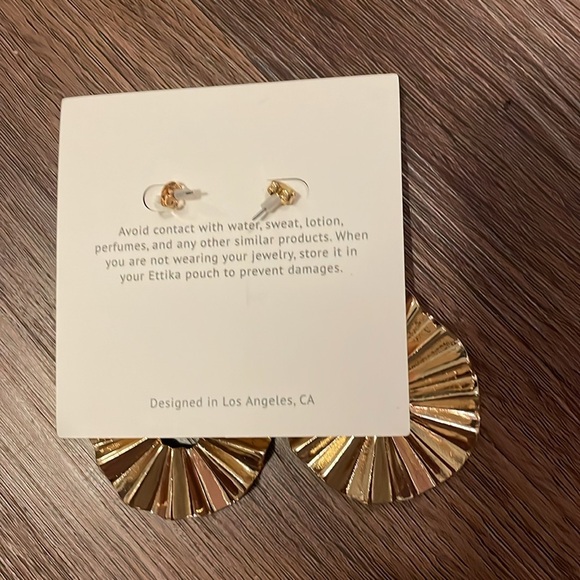 ETTICA Women Earring 18K Gold Plated NWT - Picture 2 of 2